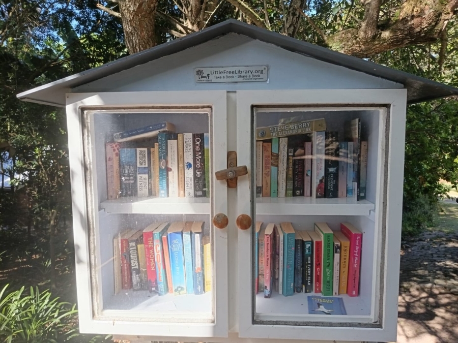 2 Bedroom Property for Sale in Brenton On Lake Western Cape